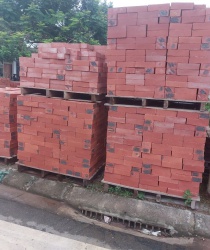 Gạch xây không trát kt 210x100x60mm